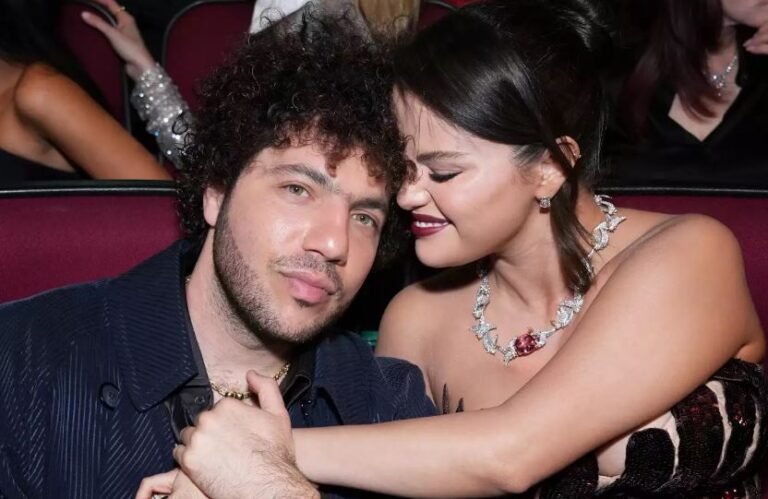 Selena Gomez and Benny Blanco See the Sweet Photographs