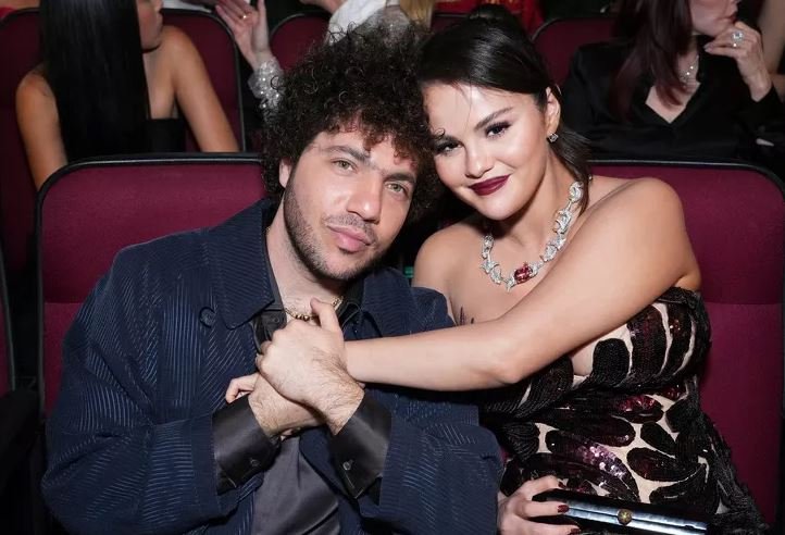 Selena Gomez and Benny Blanco See the Sweet Photographs